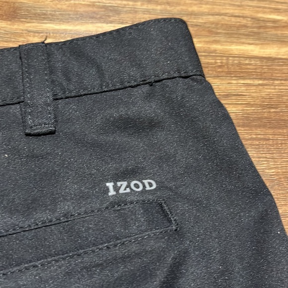 IZOD Golf black shorts - Picture 9 of 11